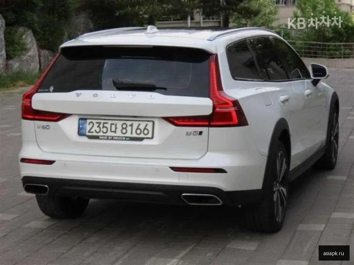 Volvo V60 3