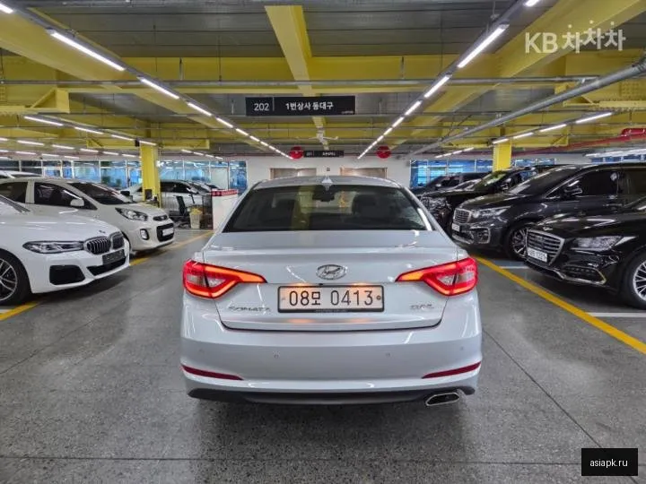 Hyundai Sonata 3