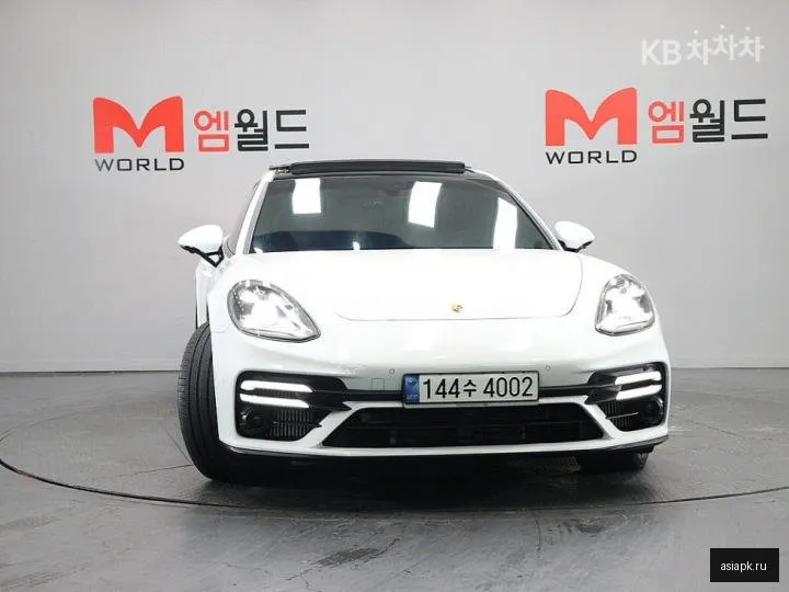 Porsche Panamera 2