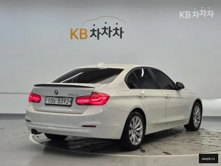 BMW 3-Series 3