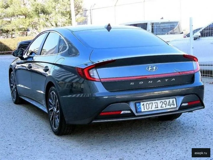 Hyundai Sonata 3