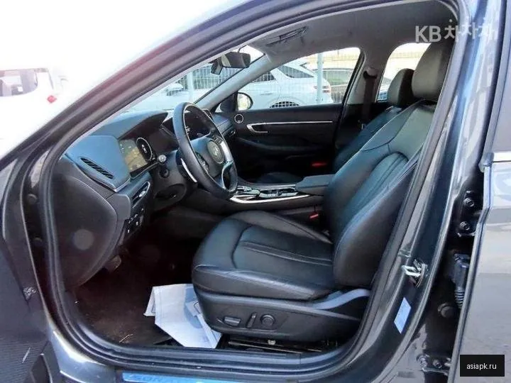 Hyundai Sonata 5