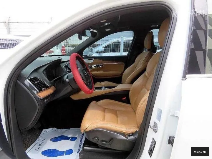 Volvo XC90 5