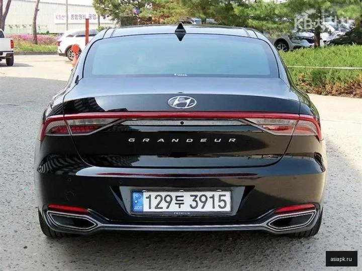 Hyundai Grandeur 4