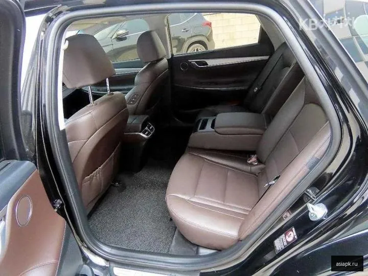 Hyundai Grandeur 6