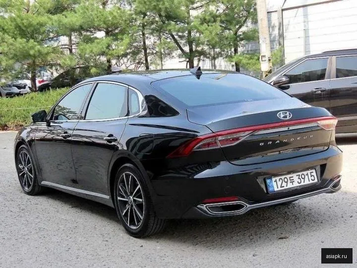 Hyundai Grandeur 3