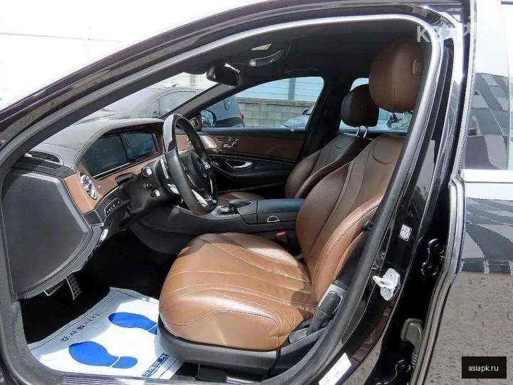 Mercedes-Benz S-Class 5