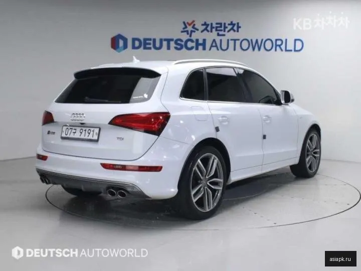 Audi SQ5 2