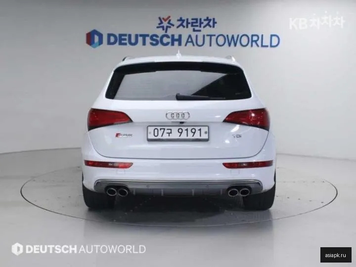 Audi SQ5 4