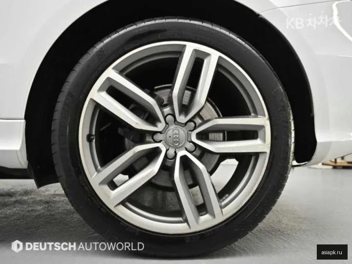 Audi SQ5 5