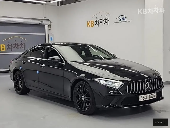 Mercedes-Benz CLS-Class 4