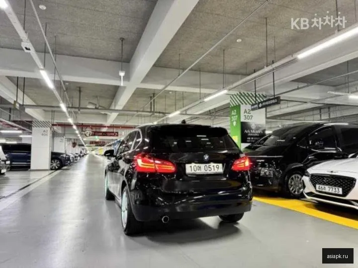 BMW 2-Series 3