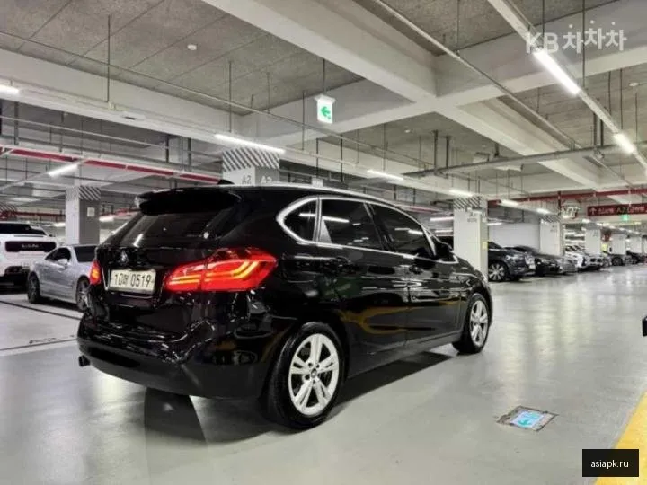 BMW 2-Series 4