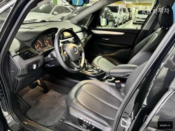 BMW 2-Series 5