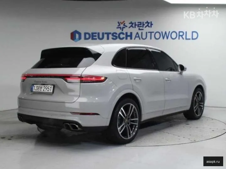Porsche Cayenne 3