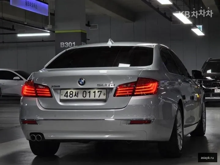 BMW 5-Series 2