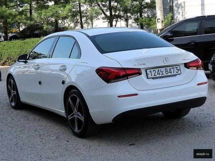 Mercedes-Benz A-Class 3