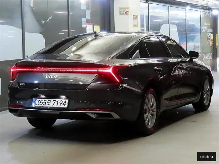 Kia K8 4