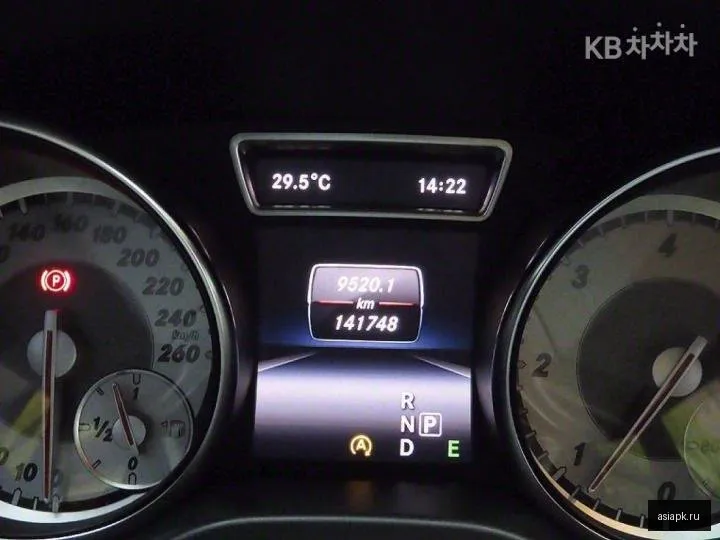 Mercedes-Benz CLA-Class 6