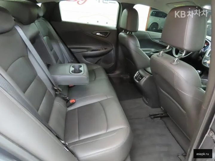 Chevrolet Malibu 6