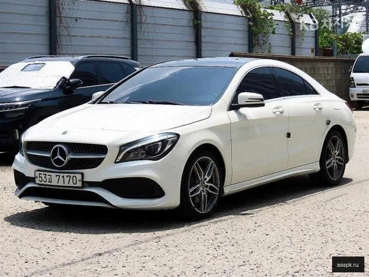 Mercedes-Benz CLA-Class AMG 2