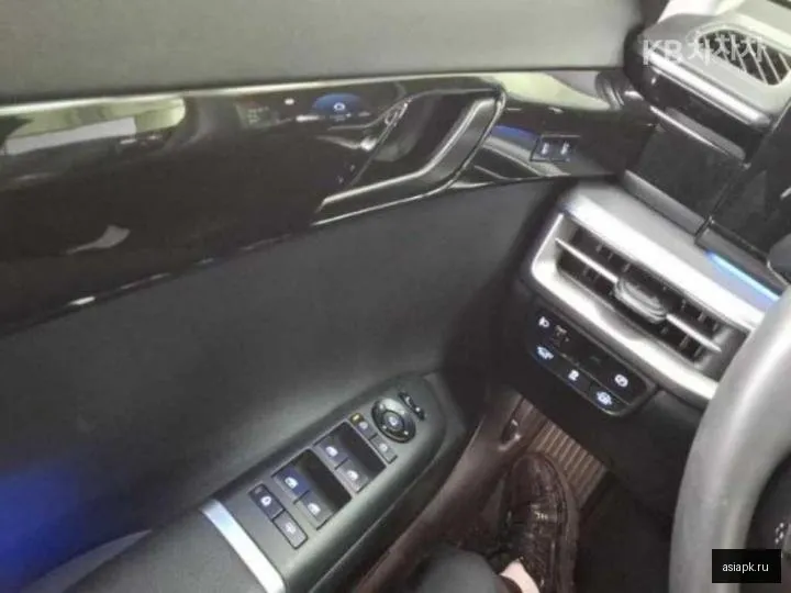 Hyundai Grandeur 3