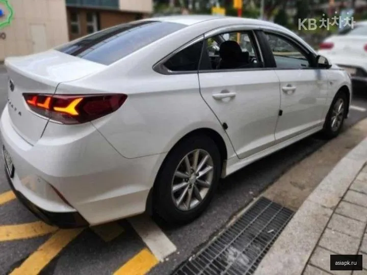 Hyundai Sonata 6