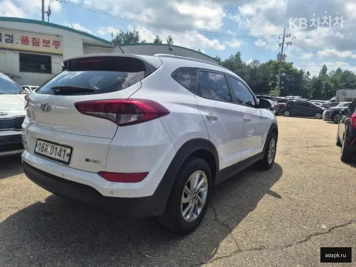 Hyundai Tucson 5