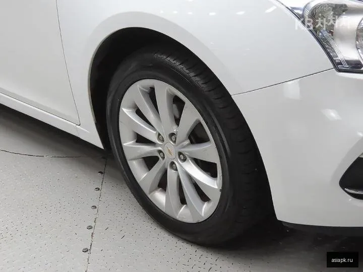 Chevrolet Cruze 5