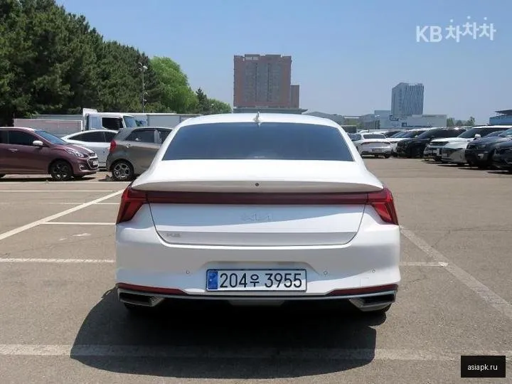 Kia K8 3
