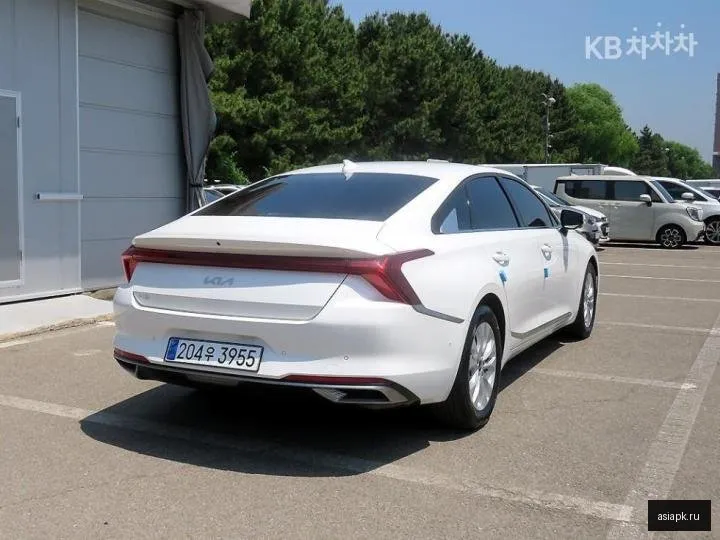 Kia K8 4