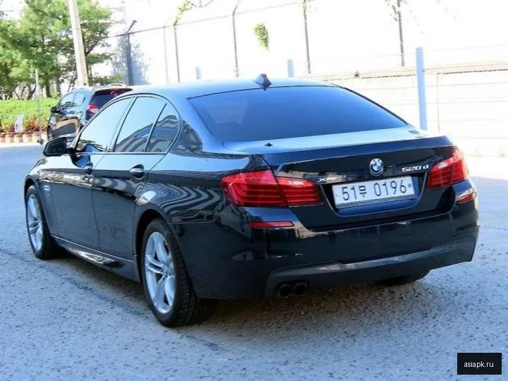 BMW 5-Series 3
