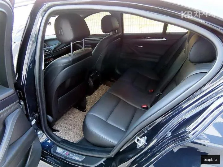 BMW 5-Series 6