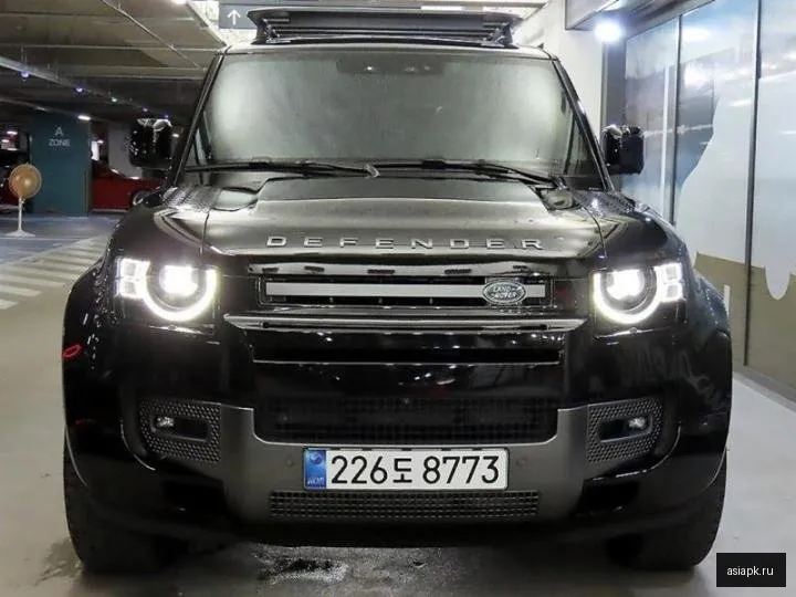 Land Rover Defender 2