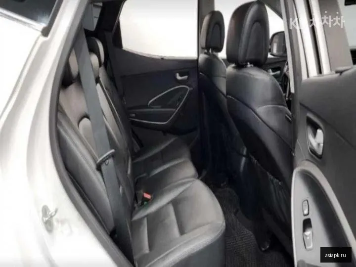 Hyundai Santa Fe 6