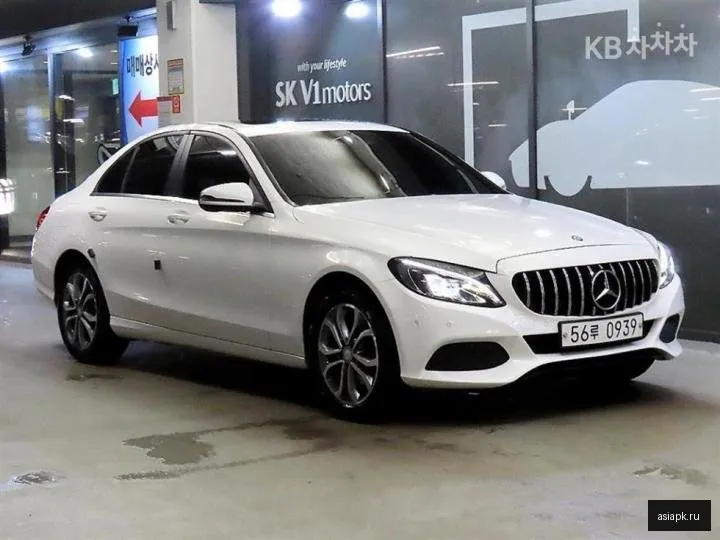 Mercedes-Benz C-Class
