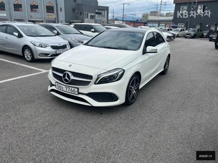 Mercedes-Benz A-Class 3