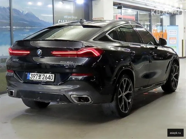 BMW X6 4