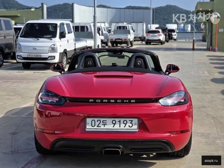 Porsche Boxster 4
