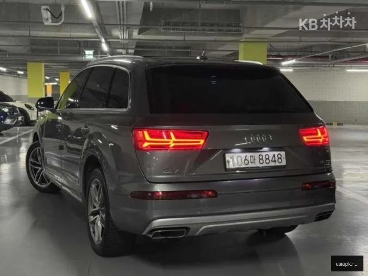 Audi Q7 2