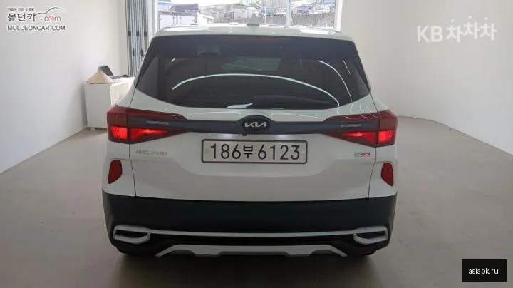 Kia Seltos 4