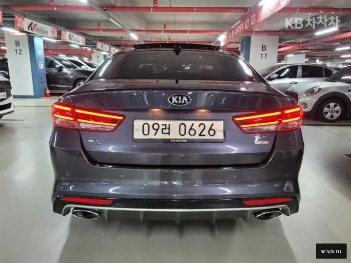 Kia K5 4