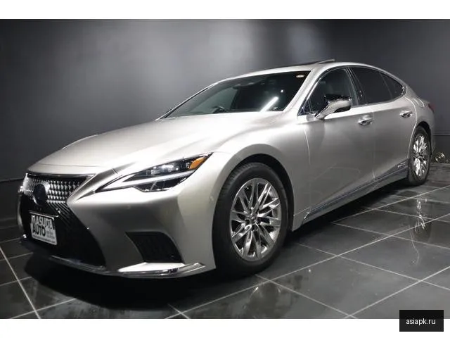 Lexus LS500h