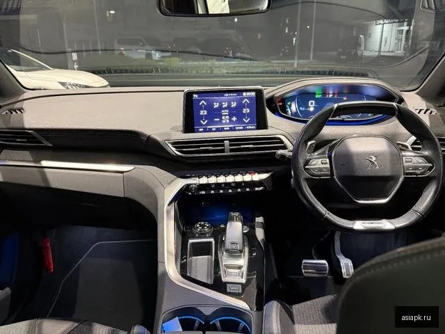 Peugeot 3008 5