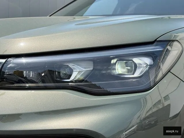 Volkswagen Tiguan 5