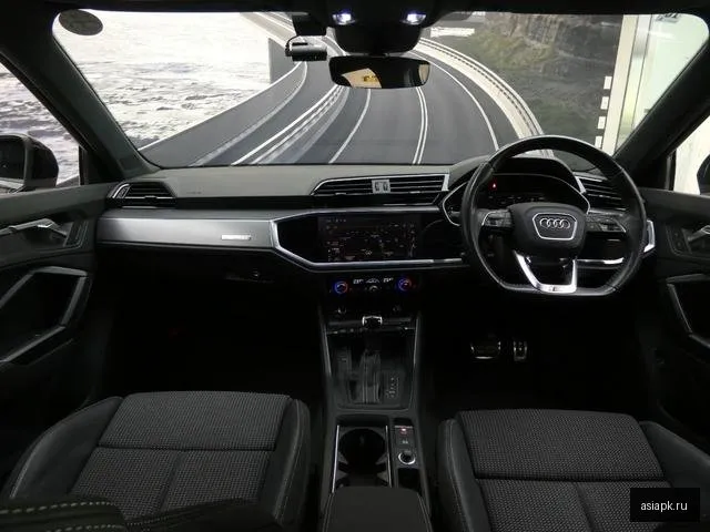 Audi Q3 Sportback 4