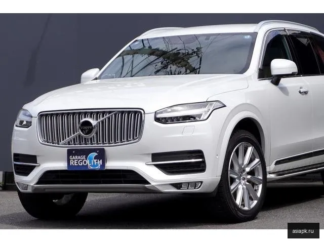 Volvo XC90 4