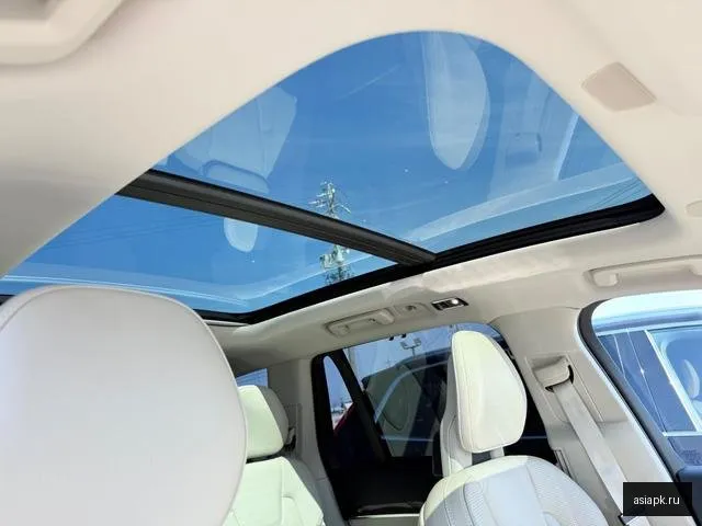 Volvo XC90 4
