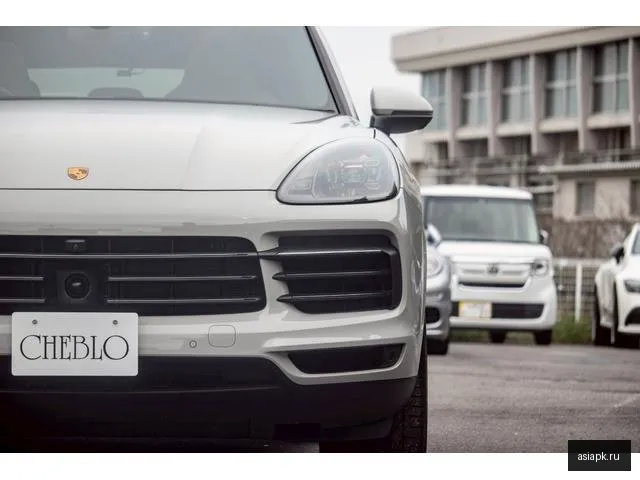 Porsche Cayenne Coupe 6