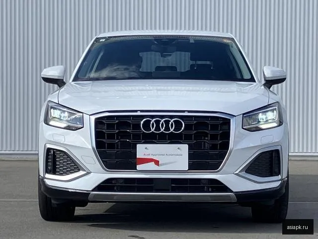 Audi Q2 3
